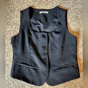 Abercrombie & Fitch Mara Premium Crepe VEST Squareneck Top - Black size MEDIUM